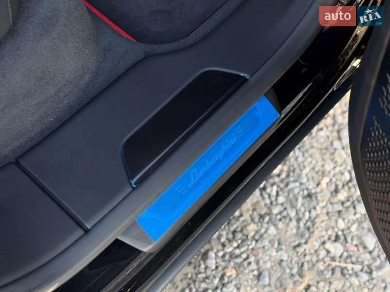 Внедорожник / Кроссовер Lamborghini Urus 2024 в Одессе