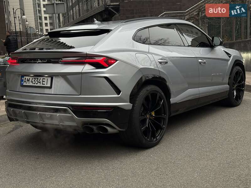 Позашляховик / Кросовер Lamborghini Urus 2020 в Києві фото 8 Позашляховик / Кросовер Lamborghini Urus 2020 в Києві