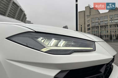 Внедорожник / Кроссовер Lamborghini Urus 2020 в Киеве