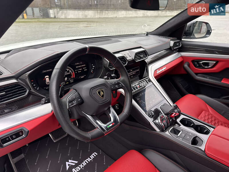 Внедорожник / Кроссовер Lamborghini Urus 2020 в Киеве