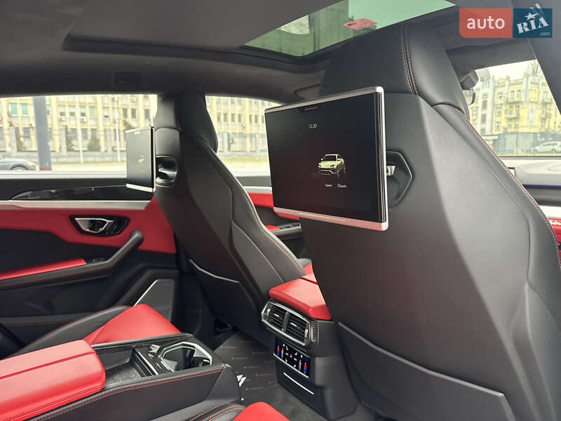 Внедорожник / Кроссовер Lamborghini Urus 2020 в Киеве