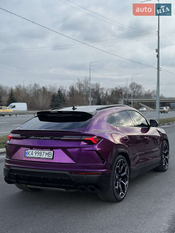 Внедорожник / Кроссовер Lamborghini Urus 2020 в Киеве