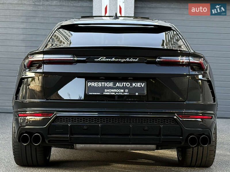 Внедорожник / Кроссовер Lamborghini Urus 2020 в Киеве