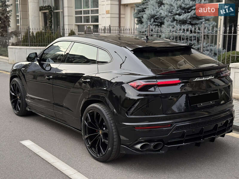 Позашляховик / Кросовер Lamborghini Urus 2022 в Києві