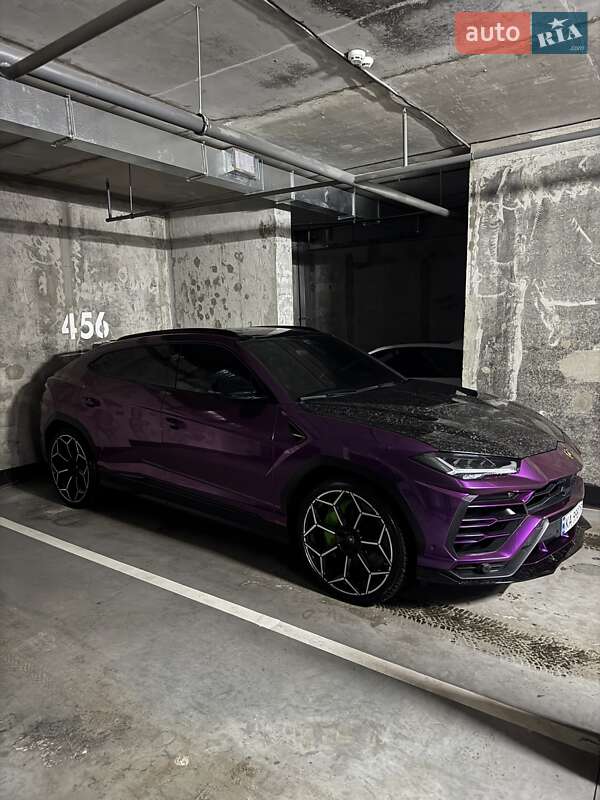 Позашляховик / Кросовер Lamborghini Urus 2020 в Києві фото 15 Позашляховик / Кросовер Lamborghini Urus 2020 в Києві