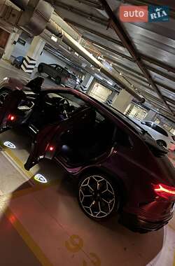 Позашляховик / Кросовер Lamborghini Urus 2020 в Києві