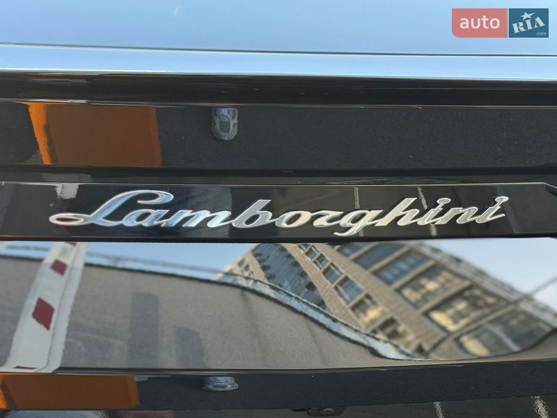 Позашляховик / Кросовер Lamborghini Urus 2020 в Києві