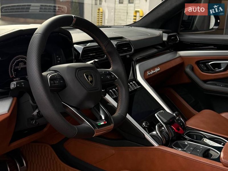 Позашляховик / Кросовер Lamborghini Urus 2020 в Києві