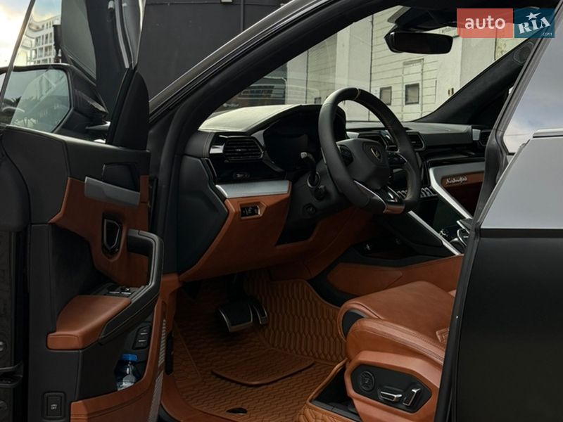 Позашляховик / Кросовер Lamborghini Urus 2020 в Києві