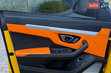 Внедорожник / Кроссовер Lamborghini Urus 2019 в Киеве