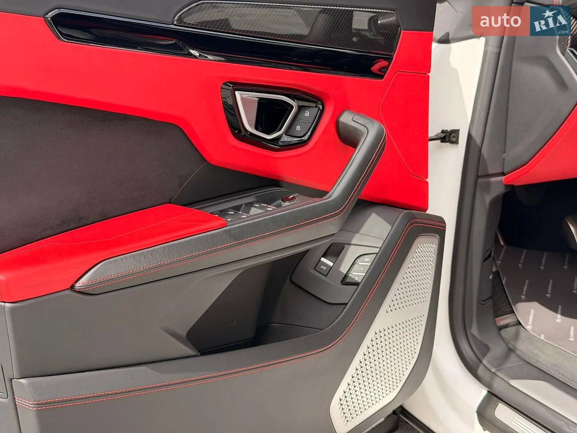2020 Lamborghini Urus Concept - мініатюра 15