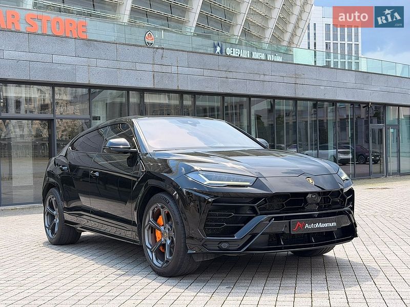 Внедорожник / Кроссовер Lamborghini Urus 2020 в Киеве