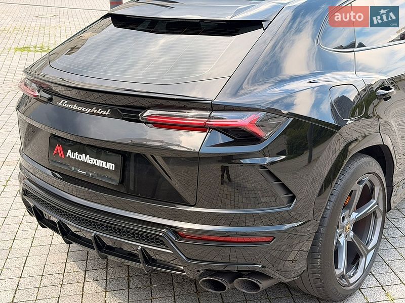Внедорожник / Кроссовер Lamborghini Urus 2020 в Киеве