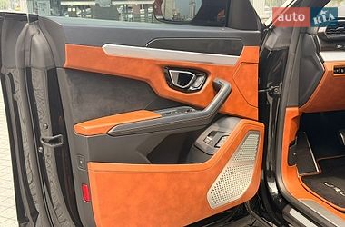Внедорожник / Кроссовер Lamborghini Urus 2020 в Киеве