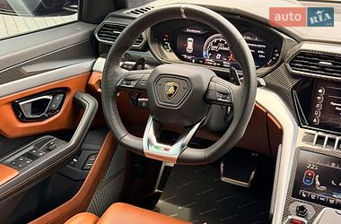 Внедорожник / Кроссовер Lamborghini Urus 2020 в Киеве