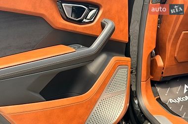 Внедорожник / Кроссовер Lamborghini Urus 2020 в Киеве