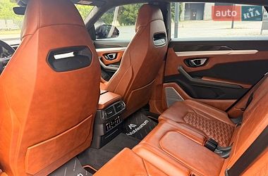 Позашляховик / Кросовер Lamborghini Urus 2020 в Києві фото 30 Позашляховик / Кросовер Lamborghini Urus 2020 в Києві