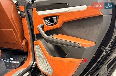 Внедорожник / Кроссовер Lamborghini Urus 2020 в Киеве