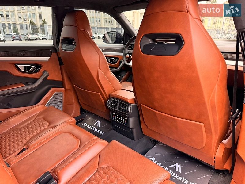 Внедорожник / Кроссовер Lamborghini Urus 2020 в Киеве