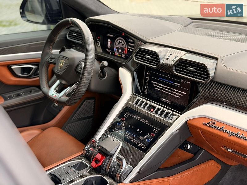 Позашляховик / Кросовер Lamborghini Urus 2020 в Києві фото 39 Позашляховик / Кросовер Lamborghini Urus 2020 в Києві