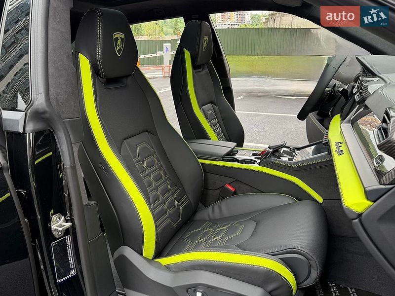 Позашляховик / Кросовер Lamborghini Urus 2026 в Києві