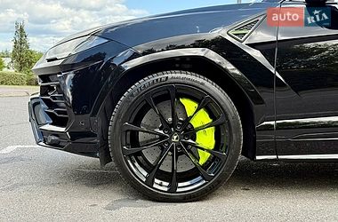 Позашляховик / Кросовер Lamborghini Urus 2020 в Києві фото 9 Позашляховик / Кросовер Lamborghini Urus 2020 в Києві
