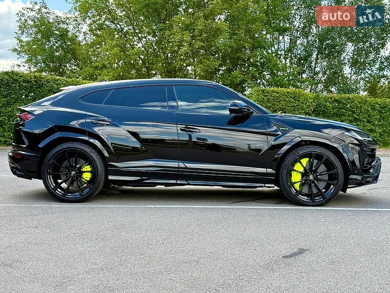 Позашляховик / Кросовер Lamborghini Urus 2020 в Києві фото 7 Позашляховик / Кросовер Lamborghini Urus 2020 в Києві