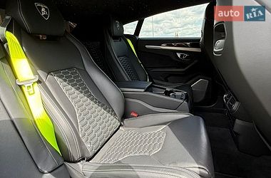 Позашляховик / Кросовер Lamborghini Urus 2020 в Києві фото 28 Позашляховик / Кросовер Lamborghini Urus 2020 в Києві