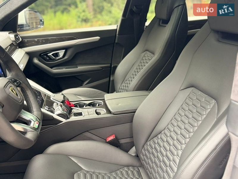 Позашляховик / Кросовер Lamborghini Urus 2019 в Львові