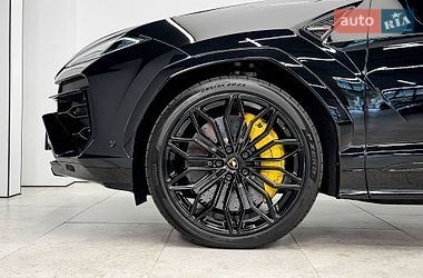 Внедорожник / Кроссовер Lamborghini Urus 2025 в Киеве