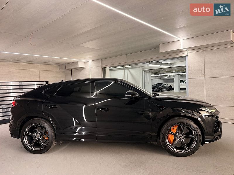 Позашляховик / Кросовер Lamborghini Urus 2020 в Києві фото 8 Позашляховик / Кросовер Lamborghini Urus 2020 в Києві