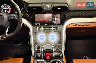 Позашляховик / Кросовер Lamborghini Urus 2020 в Києві фото 18 Позашляховик / Кросовер Lamborghini Urus 2020 в Києві