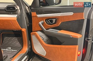 Позашляховик / Кросовер Lamborghini Urus 2020 в Києві фото 27 Позашляховик / Кросовер Lamborghini Urus 2020 в Києві