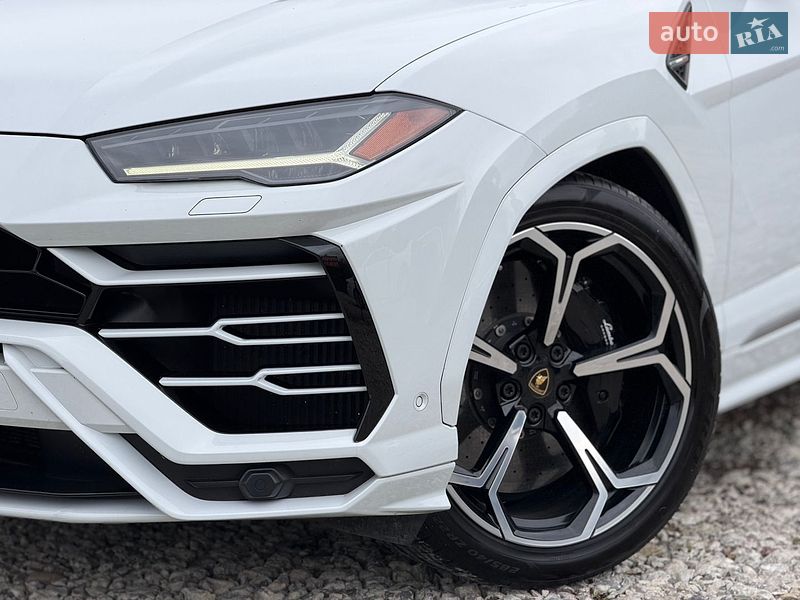 Позашляховик / Кросовер Lamborghini Urus 2019 в Львові