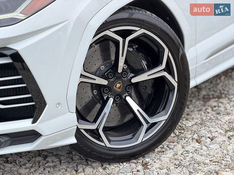 Позашляховик / Кросовер Lamborghini Urus 2019 в Львові