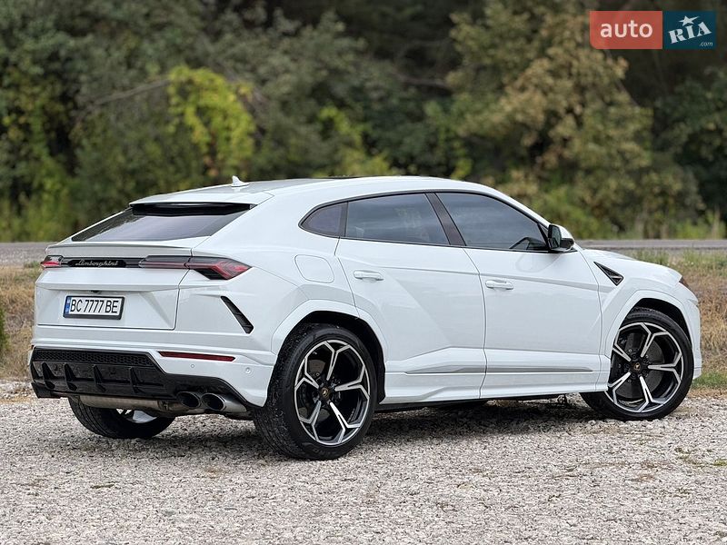 Позашляховик / Кросовер Lamborghini Urus 2019 в Львові