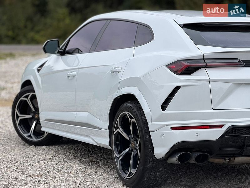 Позашляховик / Кросовер Lamborghini Urus 2019 в Львові