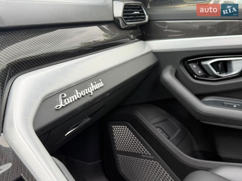 Позашляховик / Кросовер Lamborghini Urus 2019 в Львові