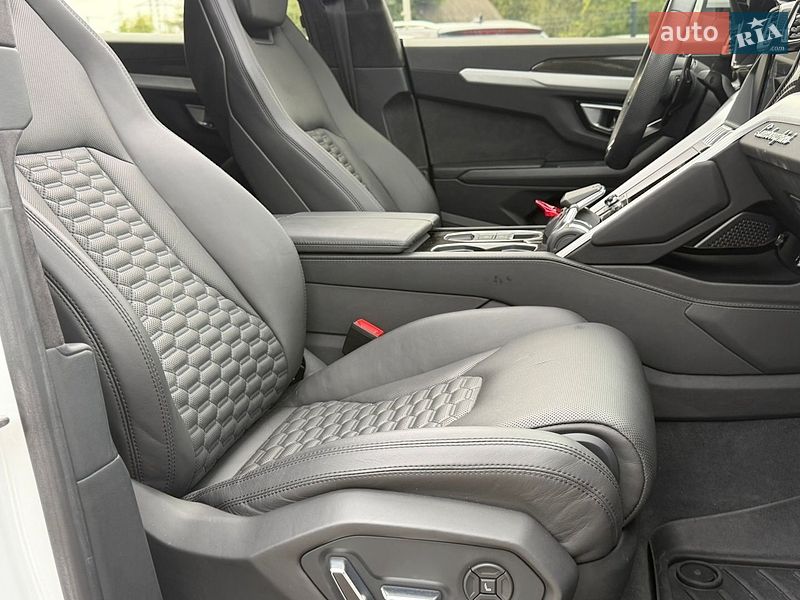 Позашляховик / Кросовер Lamborghini Urus 2019 в Львові