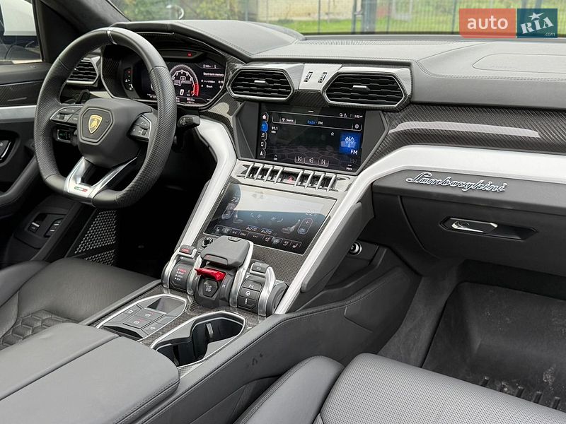 Позашляховик / Кросовер Lamborghini Urus 2019 в Львові