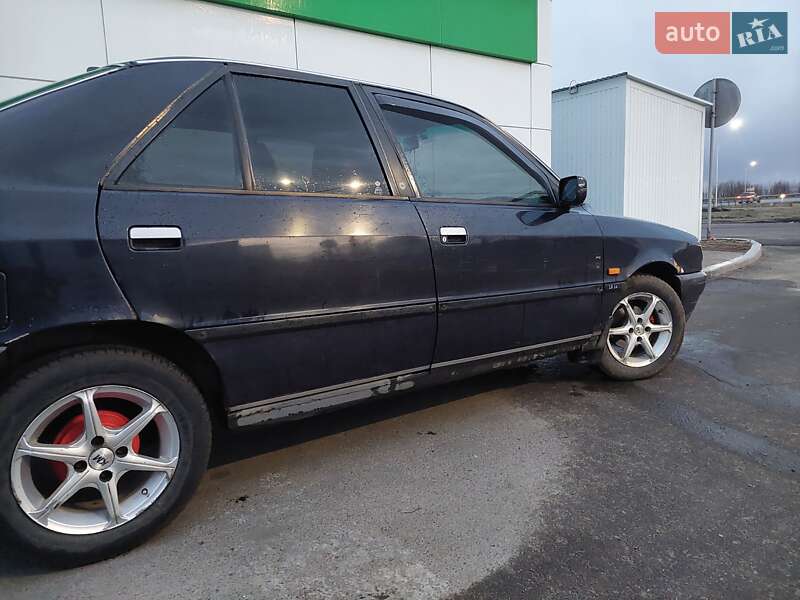 Седан Lancia Dedra 1992 в Любашевке