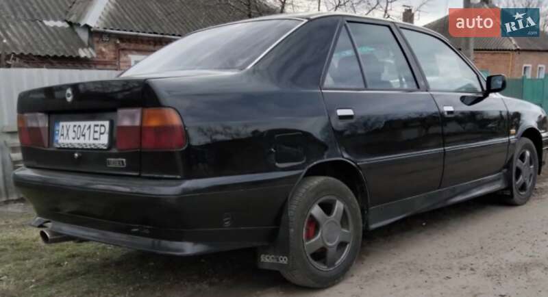 Седан Lancia Dedra 1993 в Чугуеве