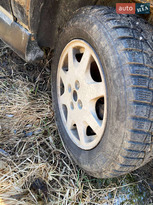 Седан Lancia Dedra 1993 в Сколе