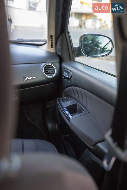 Хэтчбек Lancia Delta 2008 в Львове