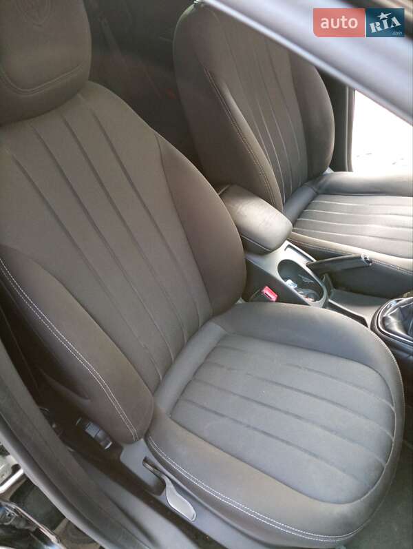 Хэтчбек Lancia Delta 2014 в Олевске