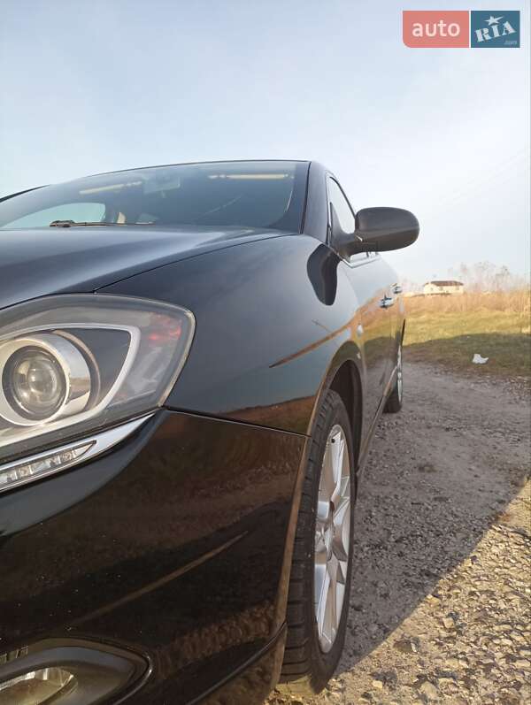 Хэтчбек Lancia Delta 2014 в Олевске