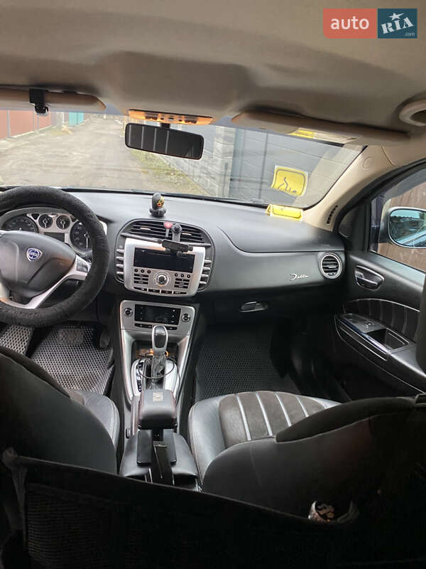 Хэтчбек Lancia Delta 2009 в Житомире