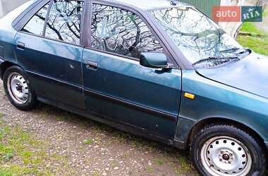Хэтчбек Lancia Delta 1995 в 