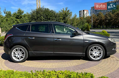Хэтчбек Lancia Delta 2010 в 