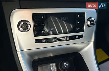 Хэтчбек Lancia Delta 2010 в 